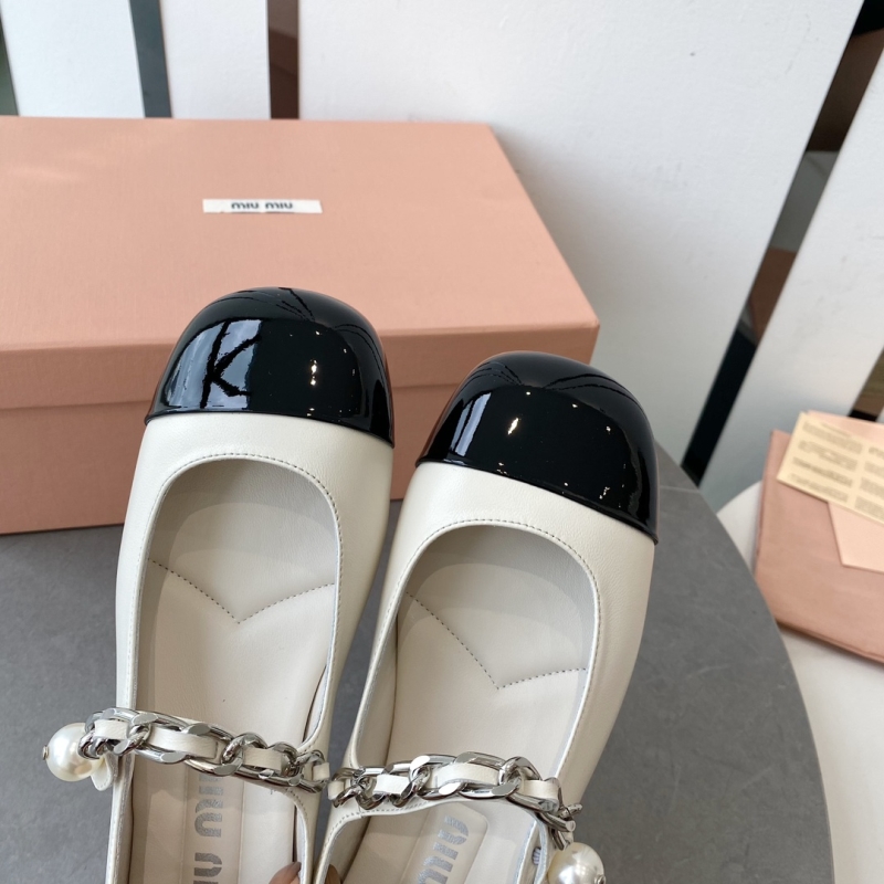 Miu Miu flat shoes